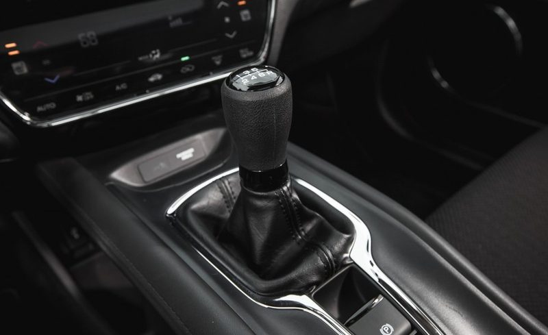 Illustration for article titled Every Manual Transmission Available Today 2017 Edition